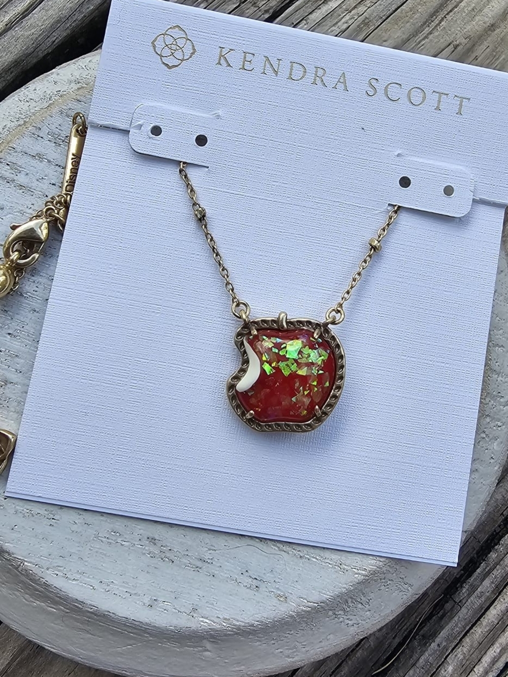 Kendra Scott x Disney Snow White Poison Apple Necklace